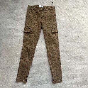 Brand new Frame leopard jeans size 24